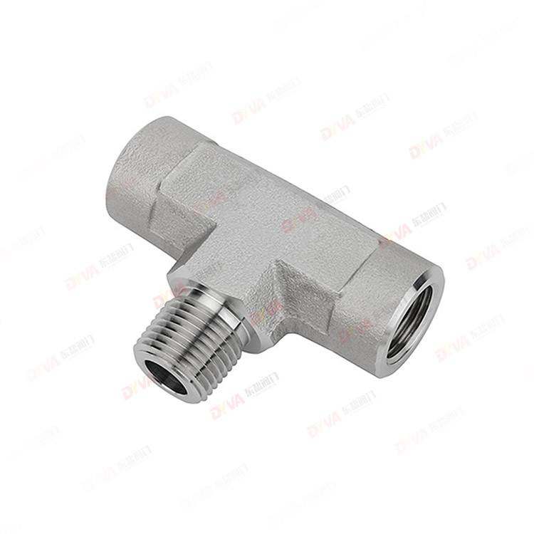 主管外螺纹三通
